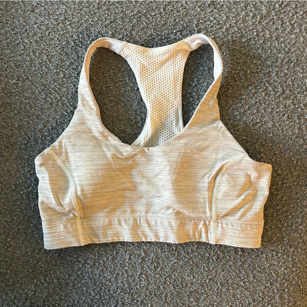 Outdoor Voice Doing Things Bra - Coyote/Atmosphere Color in Size Small